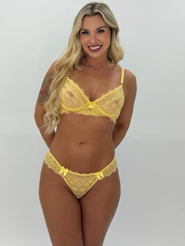 Conjunto Amarelo de Renda